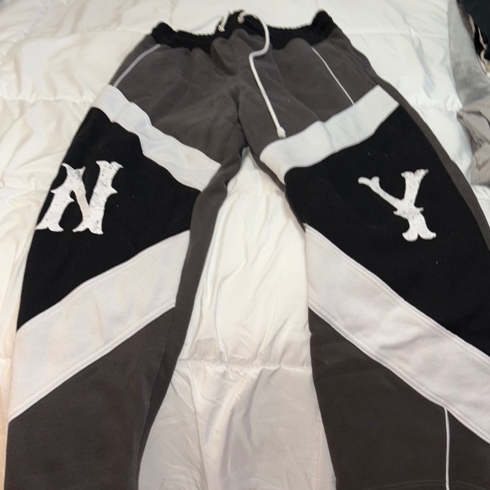 Women’s Black and Gray Joggers